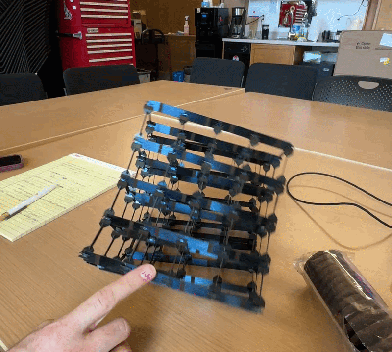 Animated demonstration of the architected material